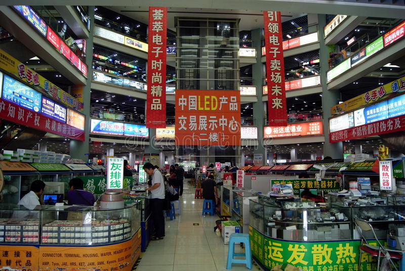 Chia sẻ kinh nghiệm về chợ phụ kiện điện thoại Trung Quốc